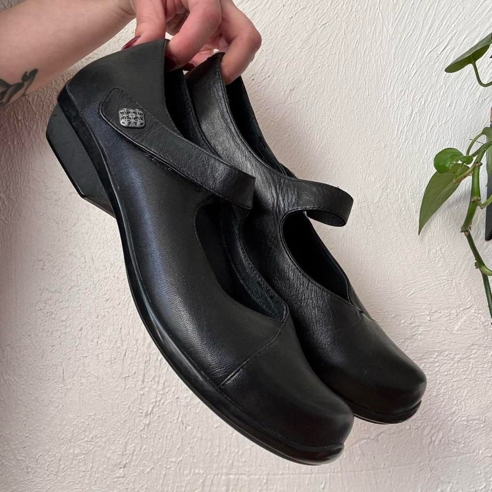 Dansko Black Leather Mary Jane Shoes